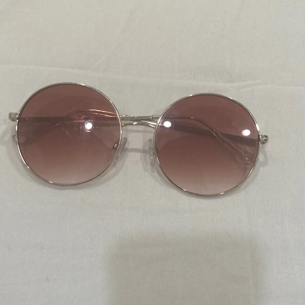 Round Silver Frame Sunglasses with Pink Gradient Lenses